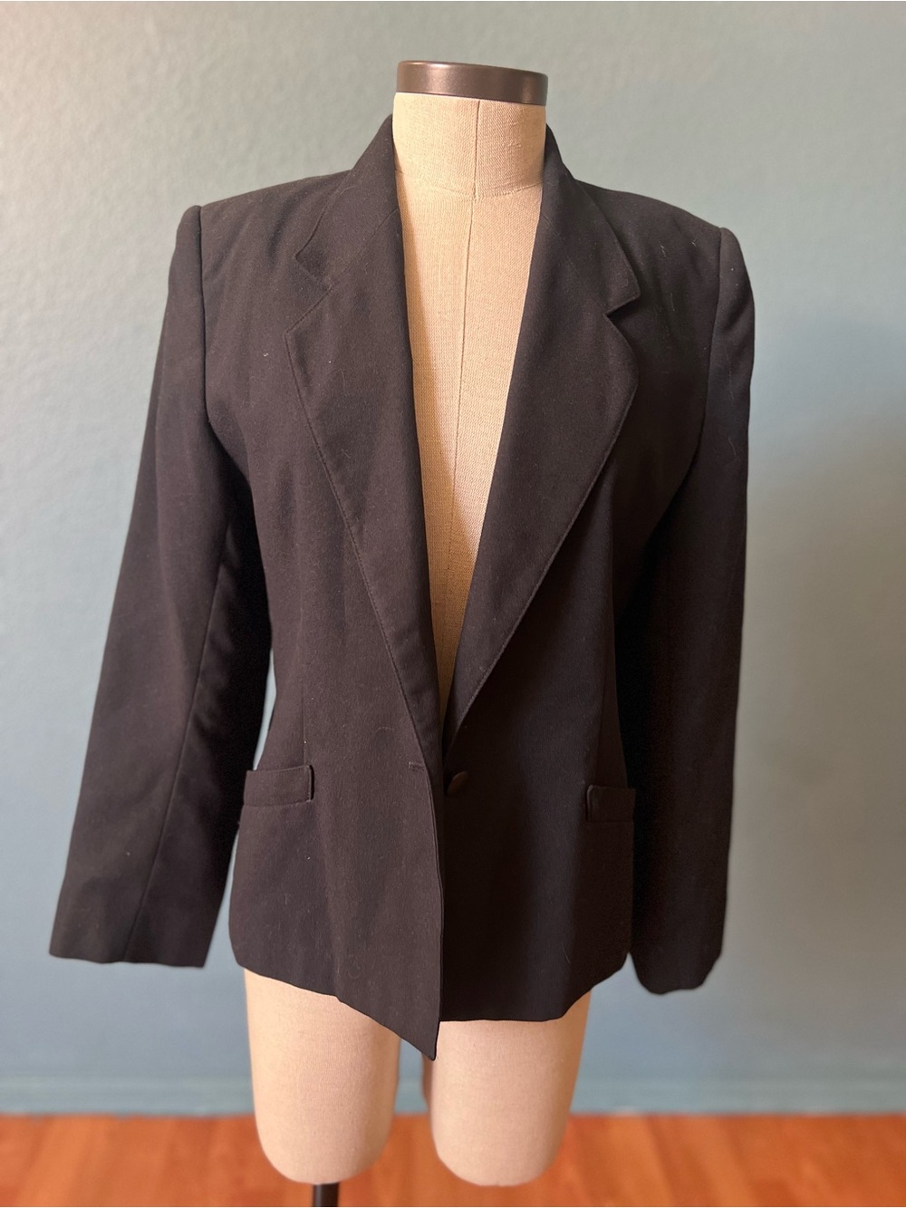 Women's vintage Black Tailored Blazer Jacket